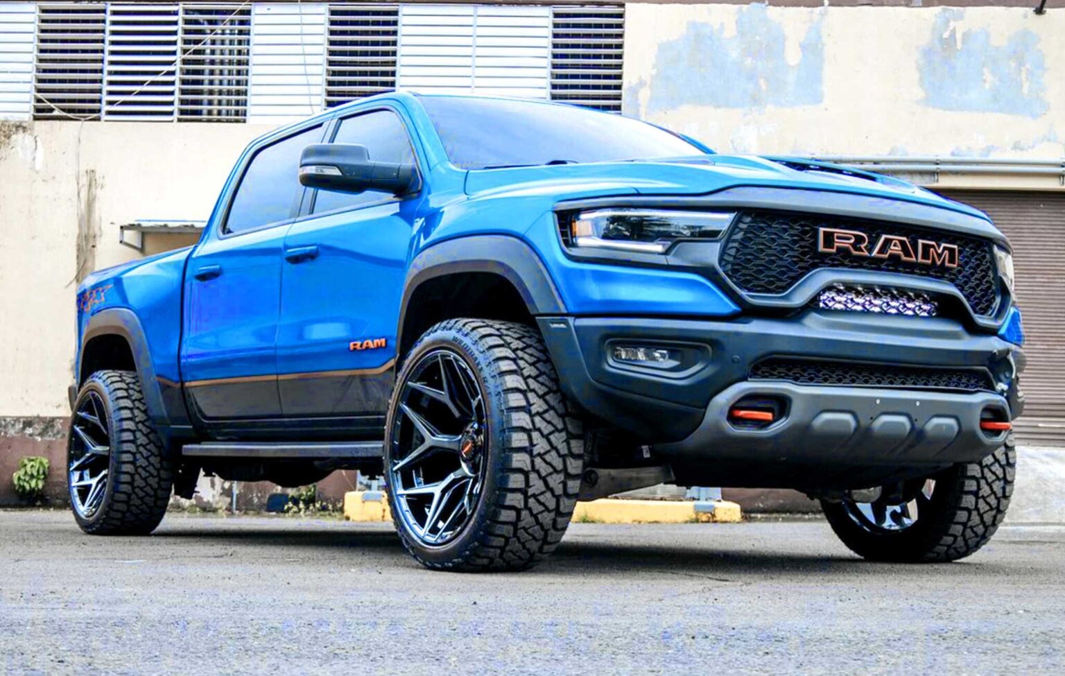06-RAM-TRX-1500-4PLAY-WHEELS-4P06-24X12